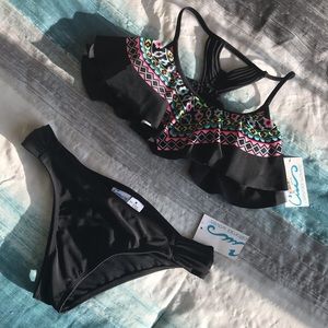 California Waves Neon and Black Pattern Bikini Set